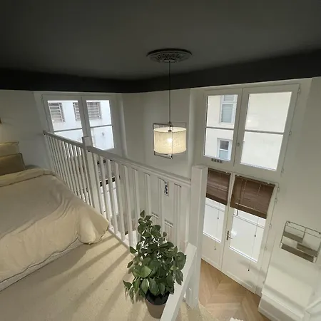 Honore Saint Pothin Apartment